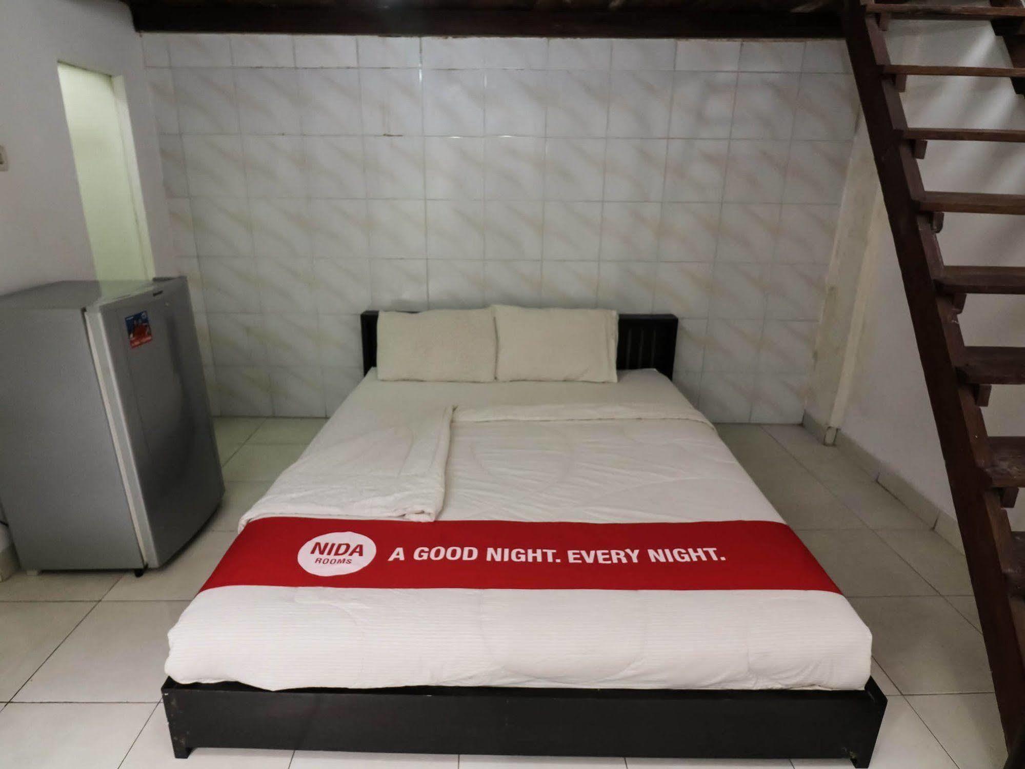Super Oyo 91495 Hotel Indah Residence Denpasar Exteriör bild