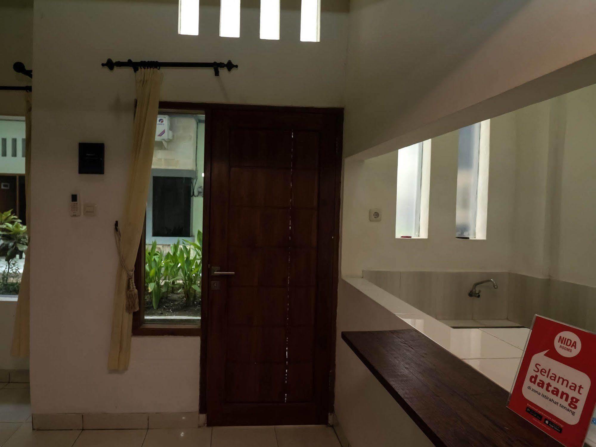 Super Oyo 91495 Hotel Indah Residence Denpasar Exteriör bild